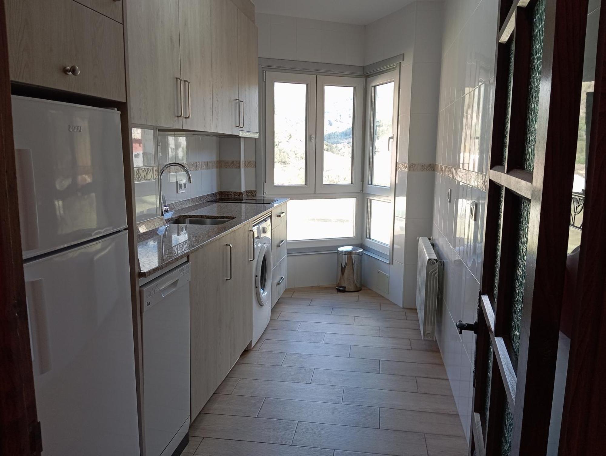Apartamento Penalabra Потес Екстериор снимка