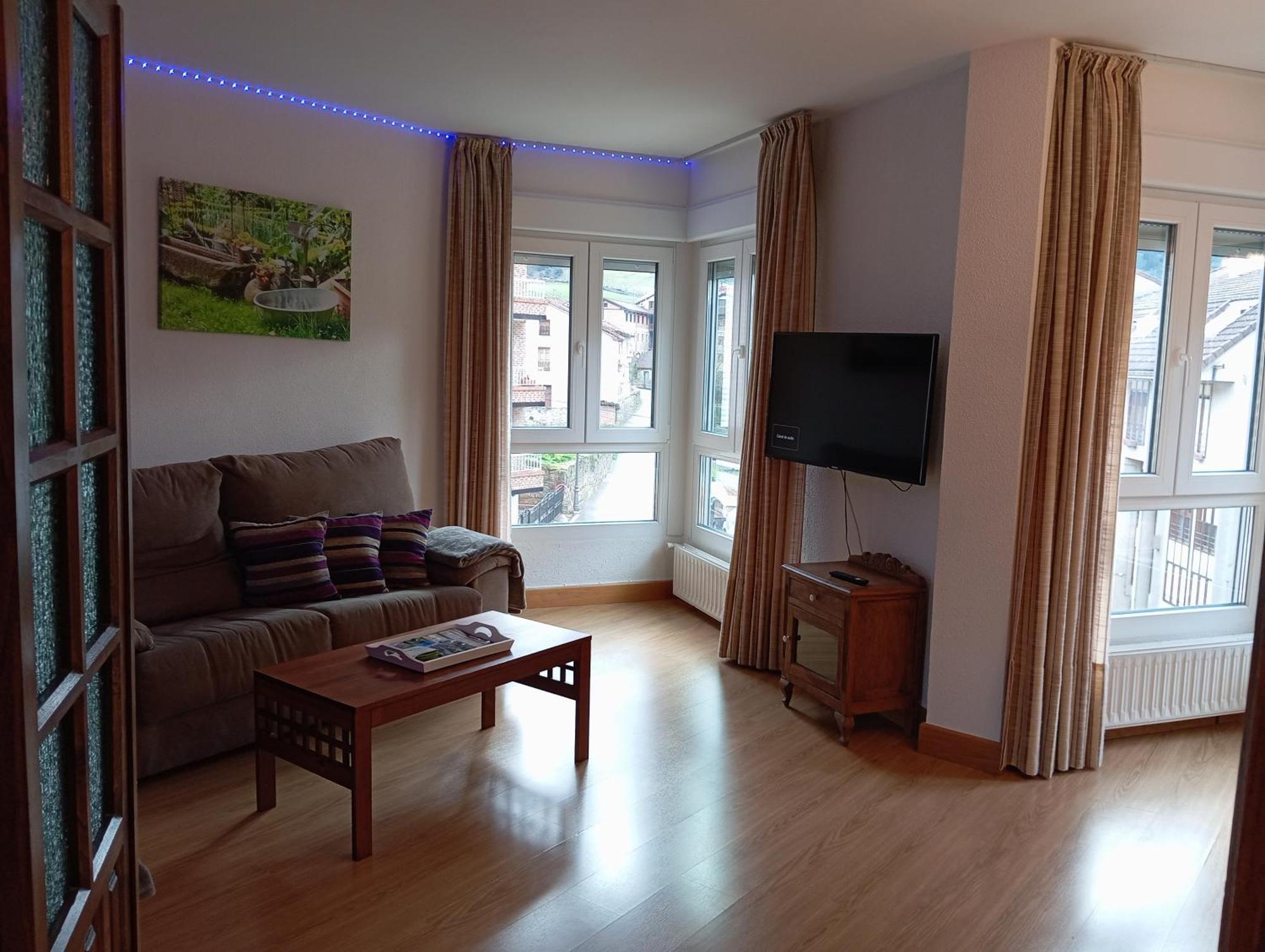 Apartamento Penalabra Потес Екстериор снимка